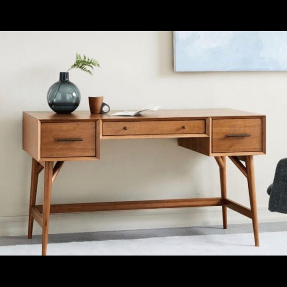 Console table - Picture 2 of 2